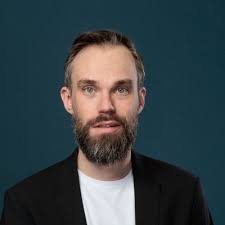 Ich habe einen neuen Job und arbeite jetzt als Deputy Director Client  Service bei OMD Germany