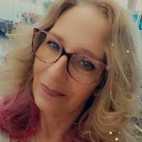 100+ perfiles de «Dechant»