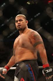 Similar to guida the carpenter in the ufc, this fighter has long hair! Ufc Brisbane Fight Night Mark Hunt Reveals How He Peroxides His Hair Blond To Get Into Character Ahead Of Ufc Fight Night Fox Sports