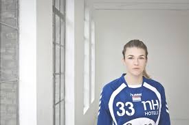 Flikken rotterdam is een nederlandse politieserie.de serie speelt zich af in rotterdam en was op 8 januari 2016 voor het eerst op televisie te zien. Tess Wester Handbalkeepster Handbal Vrouwelijke Atleten Sporter