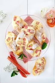 schnelle topfen rhabarber schiffchen baking barbarine blatterteig rezepte suss kuchen rezepte einfach kuchen und torten rezepte