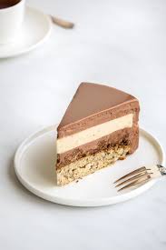 Entremets Chocolat Au Lait Et Noisettes Empreinte Sucree Recette Cookies Moelleux Gateaux Et Desserts Patisserie