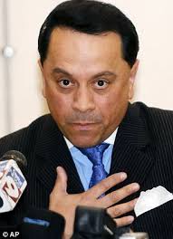 Ex-NY state senator Pedro Espada 'bilked medical charity of $500,000 and  blew it