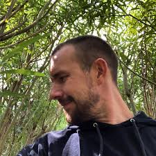 Hello good people. Anyone else trying to use the Evo 16 as a 5.1 interface?  Since the film industry here in Denmark where i live, is running