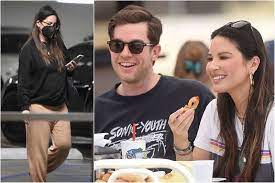 Is Olivia Munn Pregnant John Mulaney Rumors Swirl As Actress S Recent Look Goes Viral