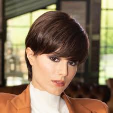 Sei alla foto 1 su un totale di 43 immagini della fotogallery. Parrucche Con Capelli Corti Veri O Sintetici Fair Fashion