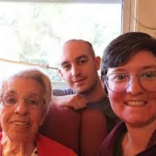 Carl Curran's Instagram, Twitter & Facebook