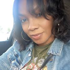 This is Erik Ten Hag, his beautiful Wife and lovely Daughter. Before you  ask him to be sacked, think about his family. How do you want him to put  food