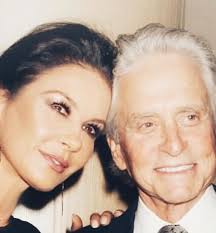 Santa baby, I'm waiting for you! Merry Christmas Eve everyone...sending you  all love ❤️🎄