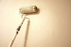 Silikatfarbe eignet sich für wände, die zu schimmelbildung neigen. Wandfarbe Kalkfarbe Silikatfarbe