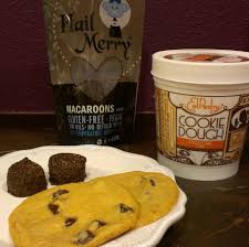Granted, they aren't the healthiest products on disclosure: They Might Be Vegan Store Bought Desserts Vegan Gluten Free Cookies Vegan Cookies Vegan Gluten Free