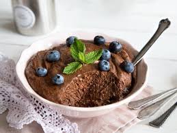 Mousse Au Chocolat Extra Luftig In Den Schokohimmel Rezept Einfacher Nachtisch Nachtisch Rezepte Leckereien