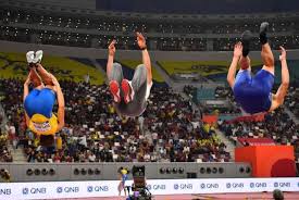 Sam kendricks and mondo duplantis at the wanda diamond league in gateshead (© matthew quine / diamond league ag) if there is an image to epitomise the camaraderie within the pole vault, the photograph of mondo duplantis holding an umbrella over sam kendricks to protect him from the gateshead elements would be it. Pole Vaulter Kendricks Takes Second World Gold After Duel With Duplantis Stabroek News