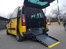 Persoana adultă cu handicap grav are dreptul la un asistent personal, în baza evaluării sociopsihomedicale. Taxi Adaptat La Speed Taxi Firma Speed Taxi Pune La DispoziÈ›ia Persoanelor Cu DizabilitÄƒÈ›i Din BucureÈ™ti O MaÈ™inÄƒ AdaptatÄƒ In Care Persoanele In Scaun Rulant Pot SÄƒ CÄƒlÄƒtoreascÄƒ FÄƒrÄƒ SÄƒ Mai Fie