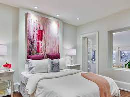 Ceiling bedroom light zu spitzenpreisen. 7 Ways To Light Up Rooms With Low Ceilings Architectural Digest India