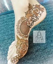 Easy And Simple Mehndi Designs That You Should Try In 2020 In 2020 Mehndi Designs Wedding Mehndi Designs Mehndi Art Designs