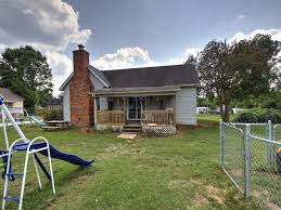 Wonderful country home on 5 acres!! Anderson Sc Homes For Sale 404 Wellington St 29624