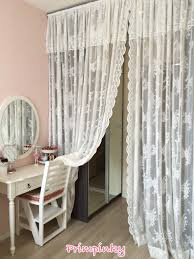 Lace Curtain As A Partition Of Bedroom And Toilet To Make The Walk In Closet For Princess Apartment Bedroom Design Bedroom Vintage Scandinavian Design Bedroom