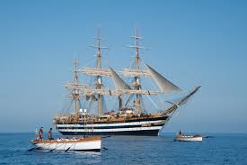Sts amerigo vespucci belongs to the italian navy. Taranto Torna Il Vespucci E Apre Alla Cittadinanza La Ringhiera