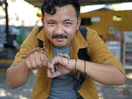 Ewan Heath's Instagram, Twitter & Facebook