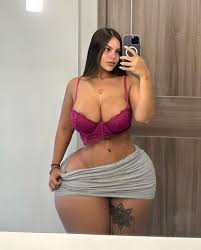 Plus-sized influencer demands McLaren sports cars increase seat size to  accommodate her booty: Should be for everyone