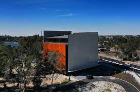 The new shepparton art museum is an inviting cultural landmark and 'beacon in the landscape' for the regional community of shepparton. Shepparton Art Museum Sam Kane Constructions
