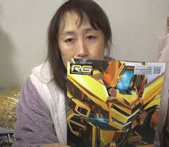 Gotta say, the flame war around RG Akatsuki has exposed me to more Japanese  Gunpla channel than ever before (lurking around reading over 20 reviews in  various media forms). So here's one