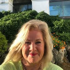 Bridgette Bacon's Instagram, Twitter & Facebook