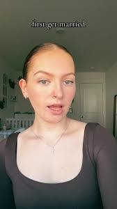 Abbey Chapman's Instagram, Twitter & Facebook