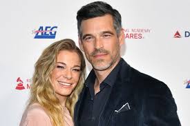He was born in california, and is of cuban descent. Look Back On Leann Rimes And Eddie Cibrian S Love Story Country Now