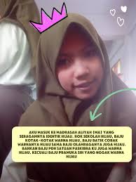 20 ide Baju Hijau Dan Celana Abu Abu teratas di 2025