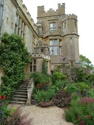 sudeley castle ancient castle ruins home of sudeley de tracy families english castles castle ruins castle