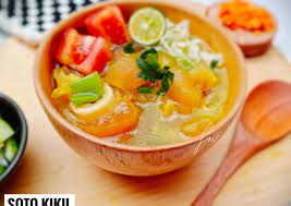 Ayam goreng literally means fried chicken in malay (including both indonesian and malaysian standards) and also in many indonesian regional languages (e.g. Resep Soto Kikil Kaki Sapi Kuah Bening Yang Enak Resep Hidangan