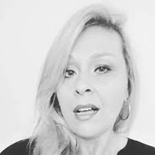 Sandra Biagi (@SandradeCassia)