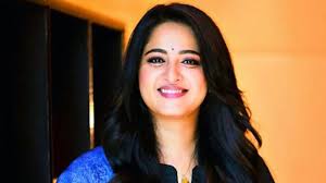 Cute anushka shetty at raghavendra anushka shetty's strong pressing by ravi teja. Anushka Shetty Biography Age Height Movies Marriage Family More Buzzzfly