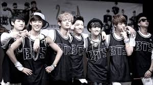 It premiered on august 19, 2020, and is broadcasted every wednesday at 11 p.m. Ø®Ù„ÙÙŠØ§Øª Ø£ÙÙ„Ø§Ù… Bts Music Group Hd Site Awy