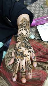 Awesome Look Backhand Mehndi Designs Mehndi Designs Rose Mehndi Designs Floral Henna Designs