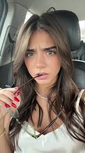 Shawna Harrington's Instagram, Twitter & Facebook