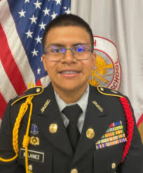 🎓🇺🇸 👏 HISD salutes Miguel Peña and Ángel Bolainez of Scarborough High  School-Houston ISD