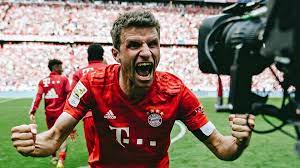 Thomas müller recovers from the exhaustion of playing many matches and traveling all over the globe, by spending time with friends and family and relaxing in the countryside. Bundesliga Thomas Muller Bayern Munich S Golden Era Isn T Over Yet