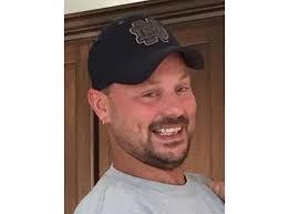 Stacy Helton's Instagram, Twitter & Facebook