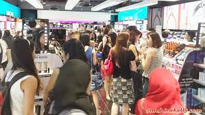 It represents a contemporary concept that heightens the desire to live and. Sunshine Kelly Beauty Fashion Lifestyle Travel Fitness Sephora Mid Valley Megamall Opening Party
