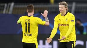 Marco rose gibt auf der pressekonferenz vor der partie ein update zur verletztensituation, e. Bvb Before Final Against Frankfurt This Is How Dortmund Could Begin Ruetir