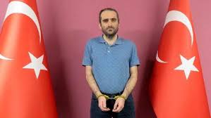 Pelikan yapılanmasının merkezi, i̇stanbul kuzguncuk'ta bulunan pelikan yalısı olarak bilinen bosphorus global (boğaziçi küresel i̇lişkiler merkezi). Wncfr5 Yper86m