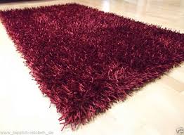 Der hochflor teppich, welcher auch als shaggy oder langflor teppich bekannt ist, verleiht jedem raum ein gemütliches und warmes ambiente. Schoner Wohnen Hochflor Teppich Twist Rot 70x140 Cm On Popscreen