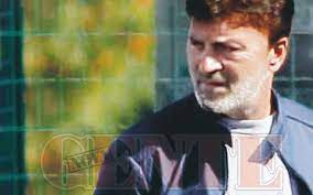 Cantor lamenta que não haja conclusões da investigação à morte da filha, sara, aos 21 anos, e quer entender o que aconteceu. Apos Morte Da Filha Tony Carreira Surge Irreconhecivel Jornal Digital