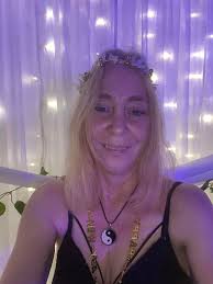 Any ladies in scunthorpe wanna chat. 43, single