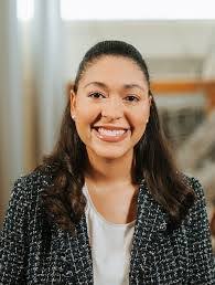 Kit Anderson's Instagram, Twitter & Facebook