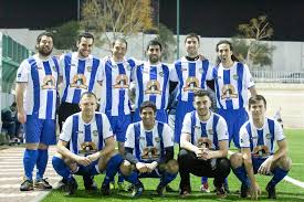 Kidcudi פגשתי איזה בחור קוראים לו פאקינג ארטיום מתגורר בקנדה אבל מפוצץ כמו אורניום כולם כאן מדססים אותו ולא מודים שהוא ממכר כמו מורפיום כולכם עוד דגים ששוחים עם כריש. English ×¢×'×¨×™×ª