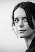 Greta Gregory's Instagram, Twitter & Facebook